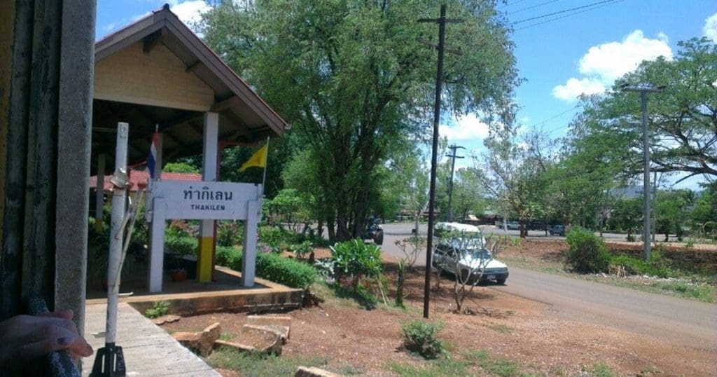Tha Kilen Train Station
